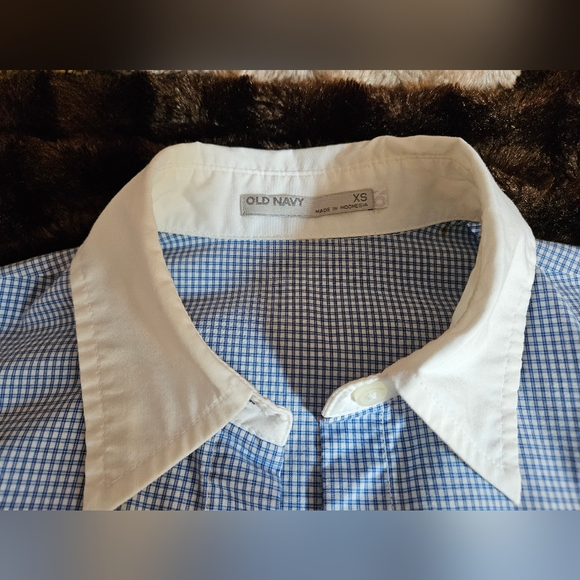 OLD NAVY x-small button-down checkered shirt - Picture 10 of 13
